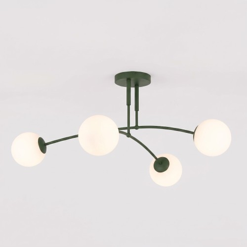 Plafon PREGOS 4 OLIVE GREEN – oliwkowa zieleń i eleganckie mleczne klosze